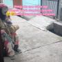 Terduduk Lesu saat Cari Uang, Perjuangan Kakek Renta Jadi Badut Dungdung Bikin Haru