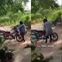 Emak-emak Ngomel Motor Mogoknya Direkam, 'Meledak' Kejar Perekam Pakai Balok