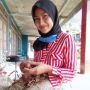7 Potret Novi Listiana, Pedangdut yang Hijrah dan Banting Stir Jadi Petani