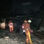 Gara-gara Korsleting Listrik, Lantai Atas Rumah di Cengkareng Ludes Terbakar