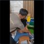 Lelaki Kekar Baca Ayat Kursi karena Takut Disuntik, Warganet Geli Sampai Ngakak!