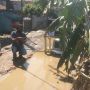 Kubangan Besar Tak Kunjung Diperbaiki, Warga Ini Jadikan Kolam Pancing