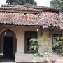 Rumah Belanda 1891 Cilenggang, Saksi Bisu Penjajahan Belanda dan Mitos Noni Belanda