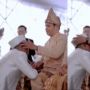 Pengantin Pria Diperlakukan Begini, Momen Haru Sungkeman Berubah Jadi Ngakak