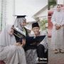 Kisah Haru Orang Tua Tak Lulus SD Berhasil Kuliahkan Anak sampai S2