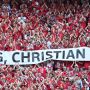 Suporter Denmark Satu Stadion Beri Dukungan untuk Christian Eriksen