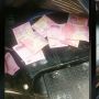 Viral Wanita Bongkar Tempat Persembunyian Uang Suami di Mobil, Tak Disangka-sangka!