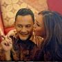 Perjalanan Cinta Beda Agama Angelina Sondakh dan Adjie Massaid hingga Nikah Diam-diam
