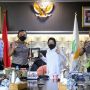 Tekan Penyebaran Covid-19, Mensos Risma Tekankan Pentingnya Rangkul Pemimpin Informal