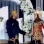 Pengantin Wanita Asyik Joget di Pelaminan, Ekspresi Suami Jadi Sorotan