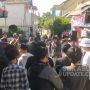 Warga Sukabumi Geruduk Pabrik Garmen Gara-gara Hal Ini