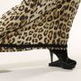 Biar Nggak Norak, 6 Trik Memakai Busana Bertema Animal Print
