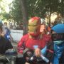 Aksi Polisi Pakai Kostum Iron Man Sambangi Tempat Kongko di Kelapa Gading