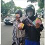 Viral Video Kertas Togel Bertebaran di Depan Gedung Sate