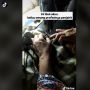 Sarung Aesthetic Mendiang Bapak Disulap Ibu Jadi Baju, Hasilnya Bikin Pangling