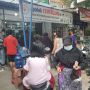 Setelah Bear Brand, Warga Kota Tangerang Antre Beli Vitamin C, Apotek Penuh