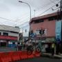 Viral Pemuda Nekat Freestyle Depan Polisi saat Jalanan Disekat