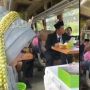 Viral Pernikahan Digelar di Dalam Bus saat PPKM Darurat, Warganet: Kreatif!
