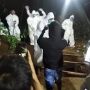 Viral Pengubur Jenazah Covid Pakai APD Joget di Atas Liang Lahat, Respons Publik Terpecah