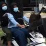 Kabur ke Jalan, Brakkk! Sapi Kurban Tabrak Pemotor Wanita di Tangerang