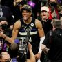 Bucks Akhiri Puasa Gelar Setengah Abad, Giannis Antetokounmpo Bikin Heboh di Restoran