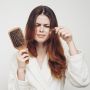 Arti Mimpi Rambut Rontok, Transformasi Diri atau Tanda untuk Waspada?