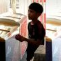 Pecahin Minuman di Warung, Ekspresi Bocah Mewek Pas Ditegur Jadi Sorotan