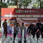 Kapolda Metro Serahkan 138 Tabung Oksigen Hasil Sitaan ke Anies