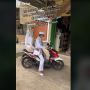 Tak Bisa Gelar Resepsi saat PPKM, Pengantin Ini Malah Asyik Jalan-jalan setelah Akad