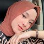 Nissa Sabyan Pamer OOTD Monokrom, Tubuh Kurus Kering Digunjing