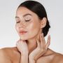 Skincare untuk Kulit Berminyak: Pilih yang Tepat Agar Jerawat Enggak Mampir Lagi!