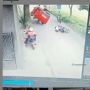 Menegangkan! Angkot Hindari Pemotor Jatuh sampai Terguling, Nyaris Lindas Korban