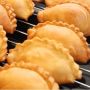 Resep Panada Tanpa Mixer ala Devina Hermawan, Teksturnya Dijamin Empuk!