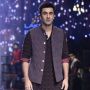 Ulang Tahun ke-39, 7 Potret Transformasi Ranbir Kapoor yang Tampan Sejak Kecil