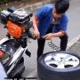 Viral Tambal Ban Keliling Siap 'Jemput Bola' 24 Jam, Diklaim Cuma Ada di Indonesia!