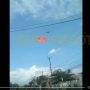 CEK FAKTA: Helikopter Kibarkan Bendera Cina di Kota Malang, Benarkah?