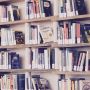Nenek dari Selandia Baru Sumbang Buku Cerita Orang Dulu Untuk Warga Sulsel