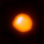 Ilmuwan Ungkap Penyebab Peredupan Misterius Bintang Raksasa Betelgeuse