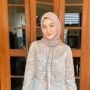 4 Fakta Henny Rahman, Sempat Lepas Hijab hingga Menikah dengan Alvin Faiz