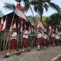 Pelajar di Klaten Kirab 76 Bendera Merah Putih Keliling Kampung