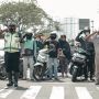 Warga Tangerang Hentikan Kendaraan untuk Beri Hormat saat Detik-detik Proklamasi