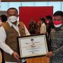 HUT Ke-76 RI, Satgas Beri Penghargaan ke Nakes dan Pejuang Penanganan Covid-19