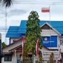 Waduh, Bendera Merah Putih Dipasang Terbalik di Aceh Barat
