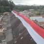 Fakta Unik Bendera Merah Putih 168 Meter Selimuti Rumah Suku Dayak