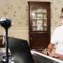 Sandiaga Ajak Mahasiswa UNNES Tingkatkan Potensi Budaya Lokal