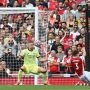 Jersey Bernd Leno Jadi Sorotan saat Arsenal Dipermalukan Chelsea