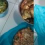 Sakit Hati Lihat Suami Jajan di Luar, Istri Ngambek Buang Semua Masakan
