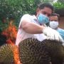 Sensasi Durian Bakar, Pilihan Baru Penikmat Durian
