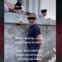 Santri Menangis Penuh Haru saat Dikunjungi Ortu Lewat Tembok Tinggi