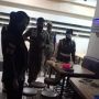 Langgar Jam Operasional, Satgas Raika Sita Kursi Tempat Usaha di Makassar
